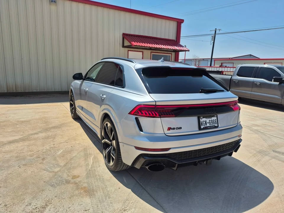 2022 Audi RS Q8 - Image 3 of 10