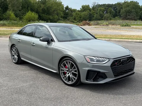 2022 Audi S4 3.0T quattro Premium Plus