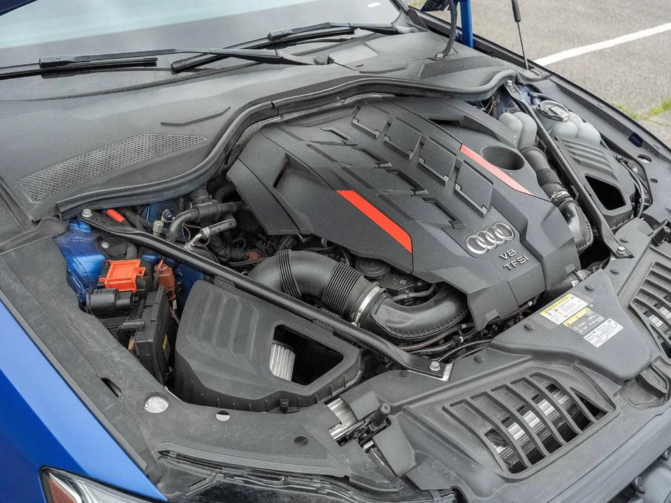 2022 Audi D5 S8 - Image 9 of 9