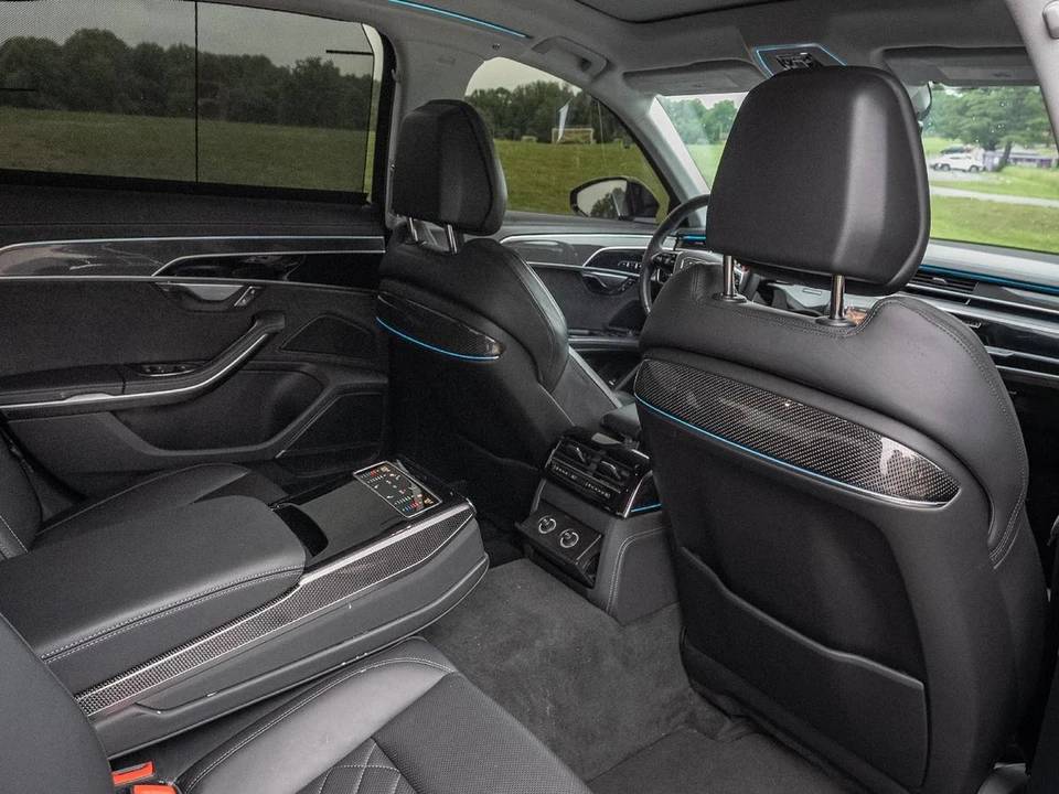 2022 Audi D5 S8 - Image 8 of 9