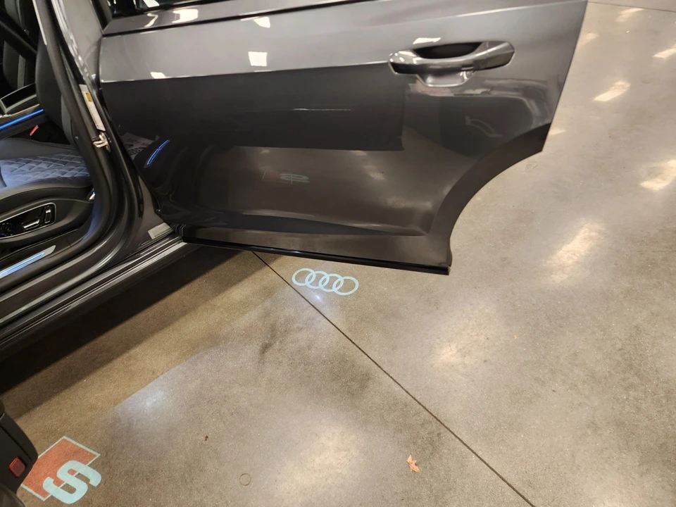 2022 Audi D5 S8 - Image 4 of 13