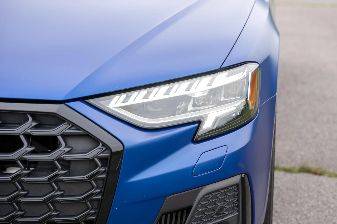 2022 Audi D5 S8 - Image 12 of 31