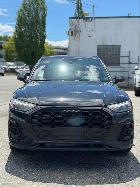 2022 Audi FY SQ5 - Image 2 of 18