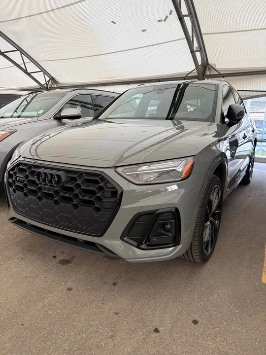 2022 Audi FY SQ5 - Image 2 of 11