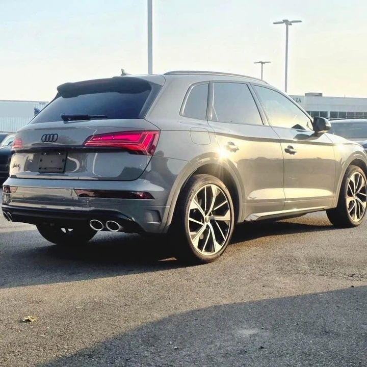 2022 Audi FY SQ5 - Image 8 of 9