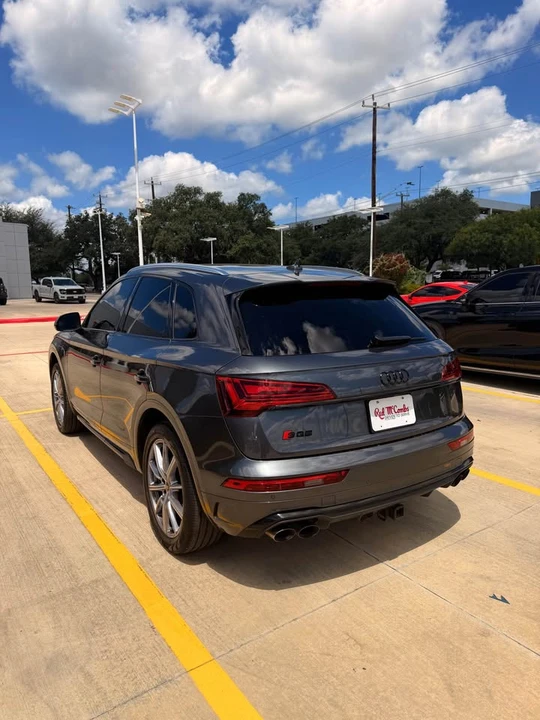 2022 Audi FY SQ5 - Image 4 of 9