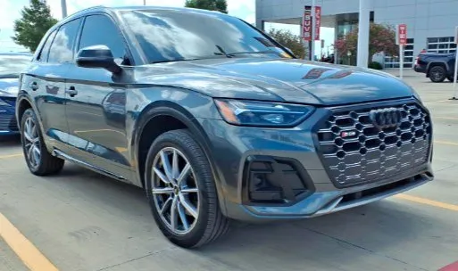 2022 Audi SQ5 Premium
