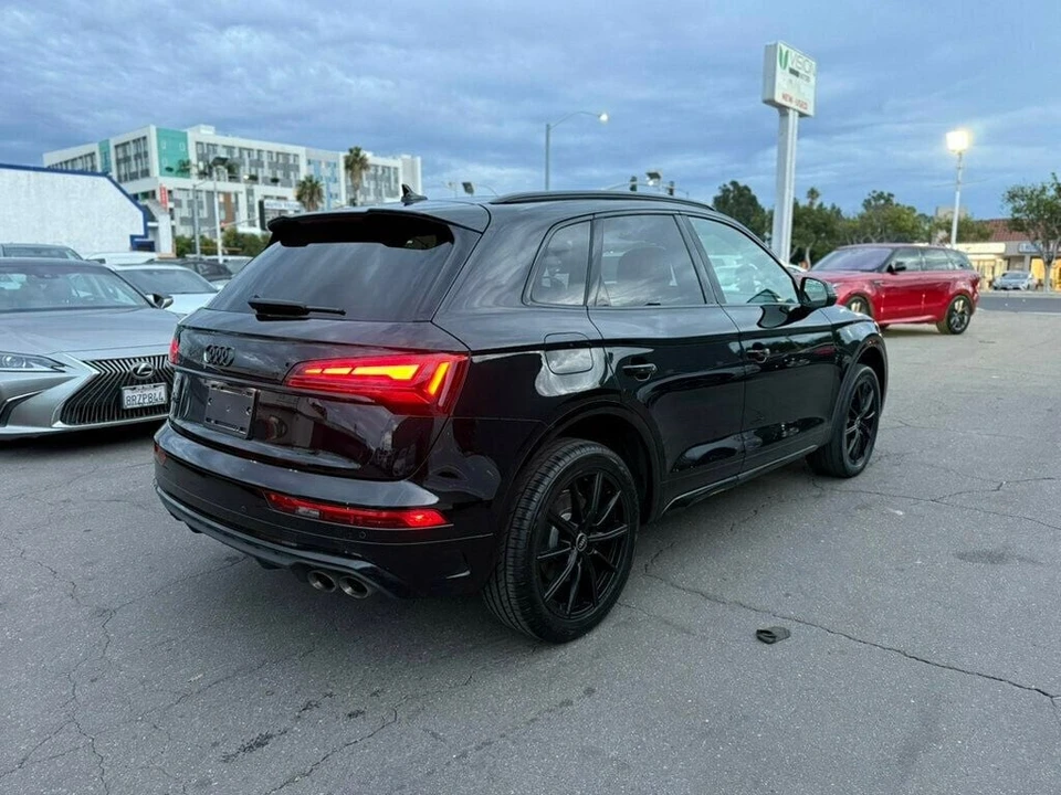 2022 Audi FY SQ5 - Image 4 of 21
