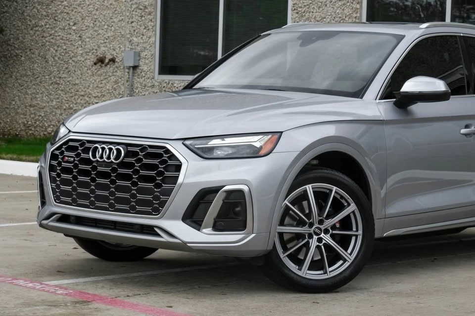 2022 Audi FY SQ5 - Image 4 of 18