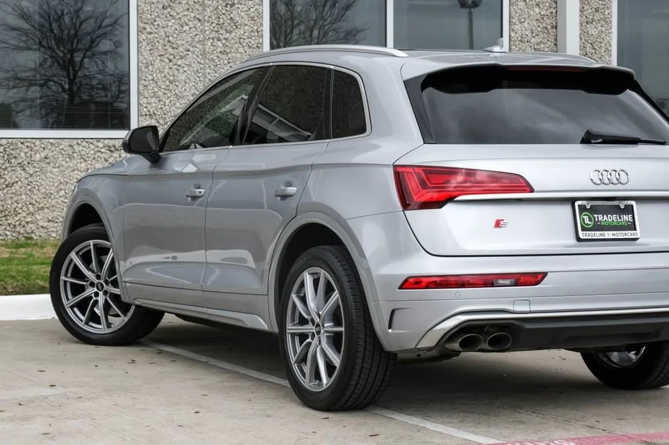 2022 Audi FY SQ5 - Image 9 of 18