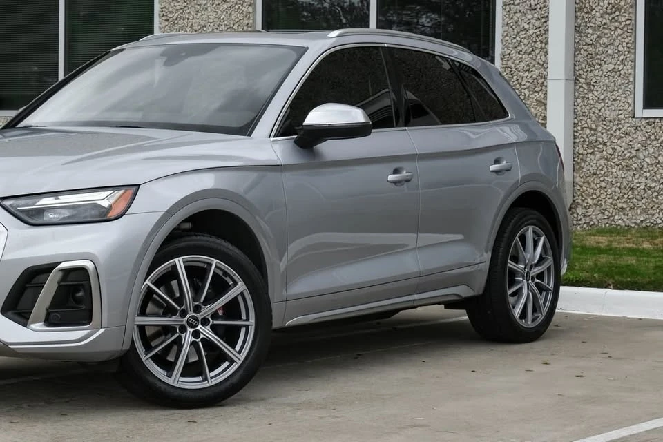 2022 Audi FY SQ5 - Image 5 of 18
