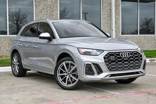 2022 Audi SQ5 Premium Plus