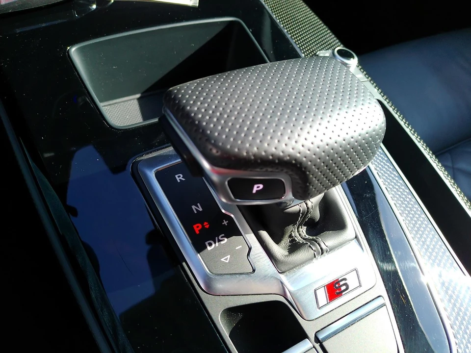 2022 Audi FY SQ5 - Image 11 of 31