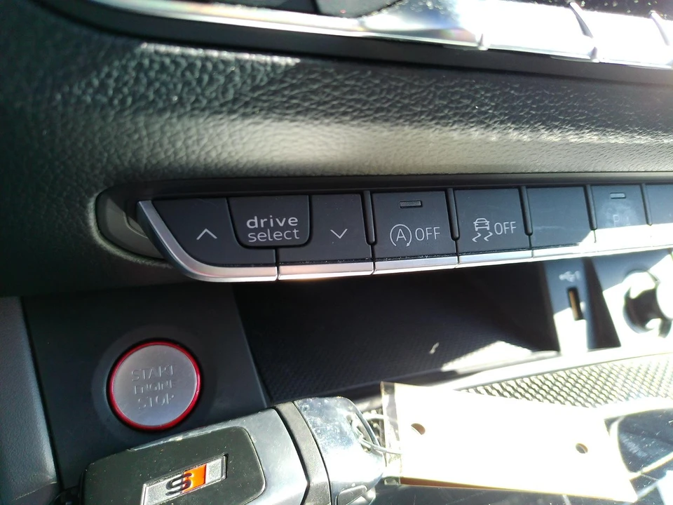 2022 Audi FY SQ5 - Image 16 of 31