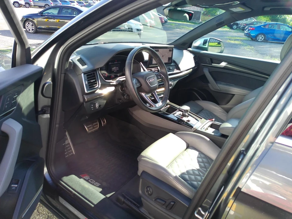 2022 Audi FY SQ5 - Image 4 of 31