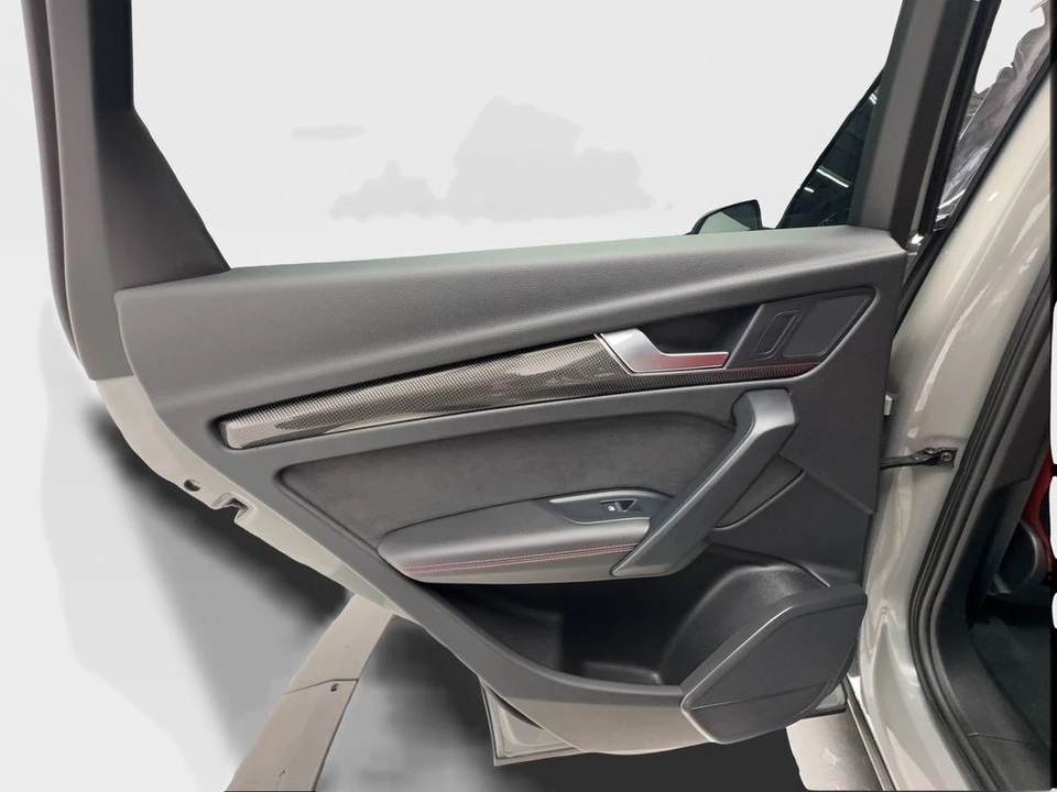 2022 Audi FY SQ5 - Image 26 of 31