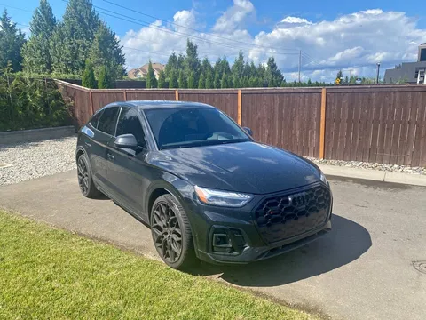 2022 Audi SQ5 Prestige Sport Utility 4D