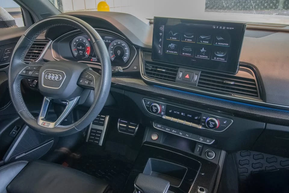 2022 Audi FY SQ5 - Image 9 of 20