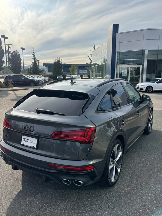 2022 Audi FY SQ5 - Image 8 of 9