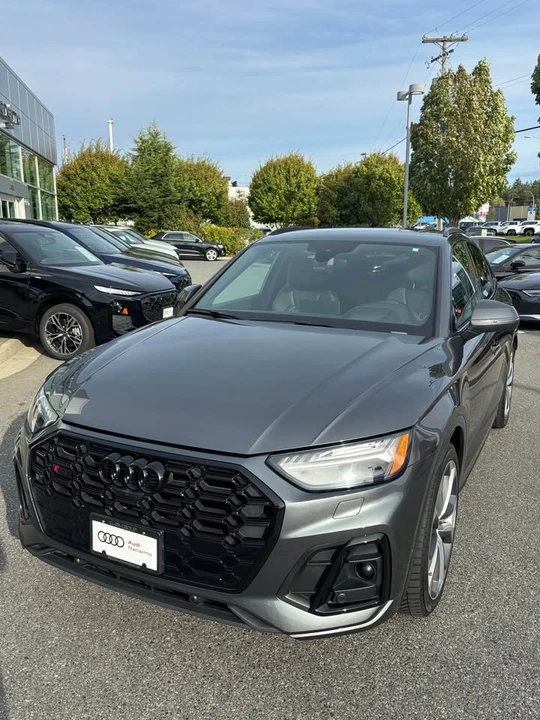 2022 Audi FY SQ5 - Image 2 of 9