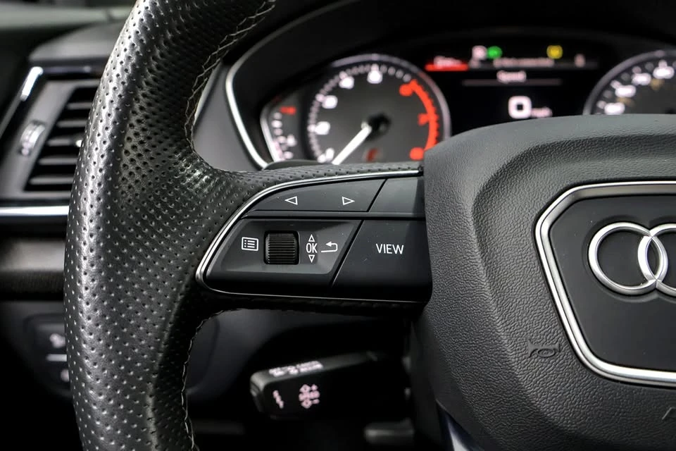 2022 Audi FY SQ5 - Image 14 of 20