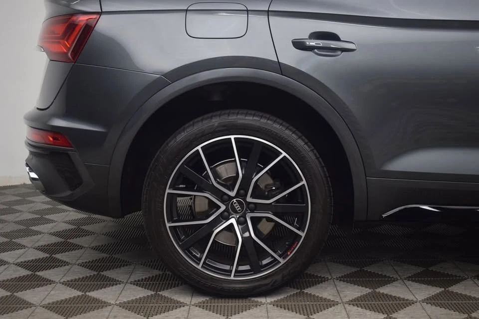 2022 Audi FY SQ5 - Image 6 of 19