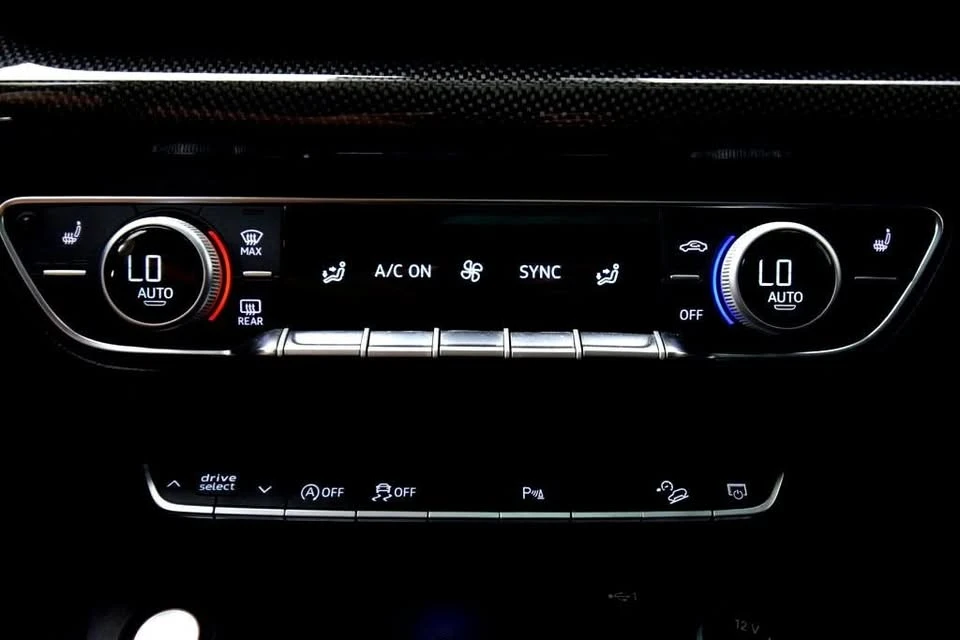 2022 Audi FY SQ5 - Image 16 of 19