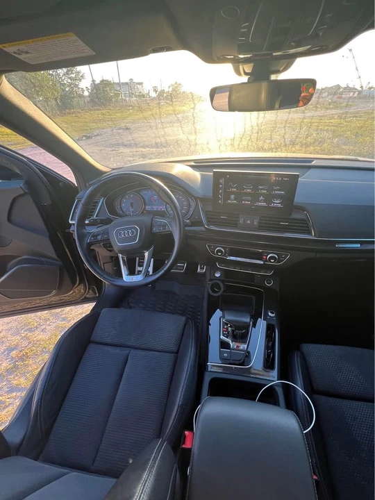 2022 Audi FY SQ5 - Image 10 of 14