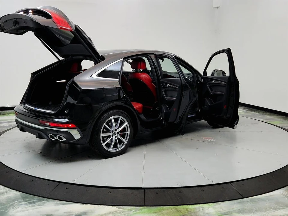 2022 Audi FY SQ5 - Image 11 of 21