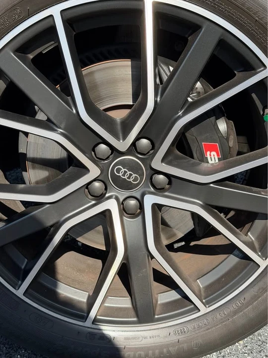 2022 Audi FY SQ5 - Image 8 of 9