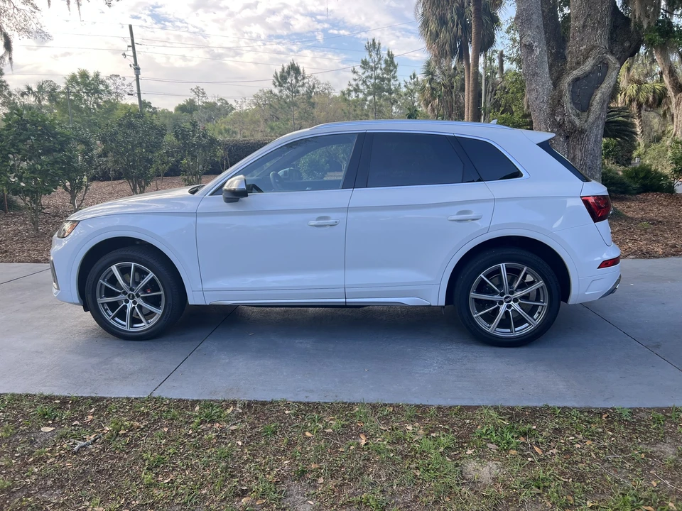 2022 Audi FY SQ5 - Image 11 of 31