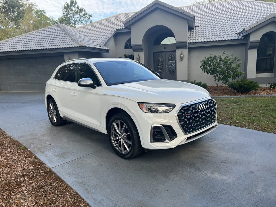 2022 Audi FY SQ5 - Image 4 of 31