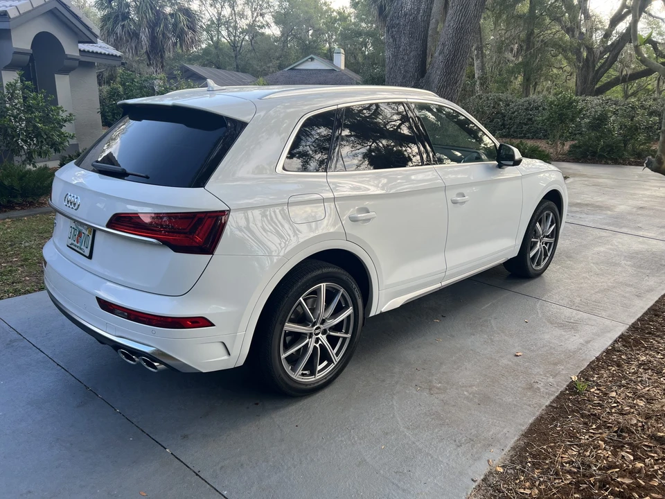 2022 Audi FY SQ5 - Image 7 of 31