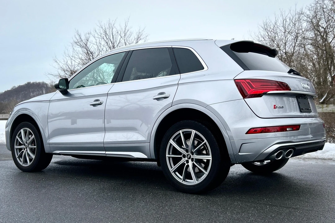 2022 Audi FY SQ5 - Image 4 of 24