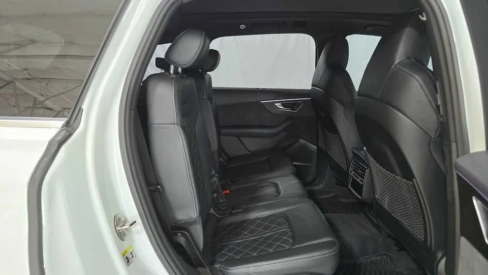 2022 Audi SQ7 - Image 11 of 18