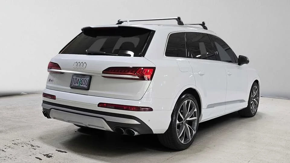 2022 Audi SQ7 - Image 3 of 18