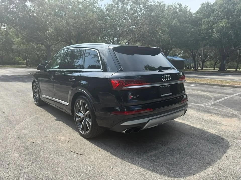 2022 Audi SQ7 - Image 9 of 20