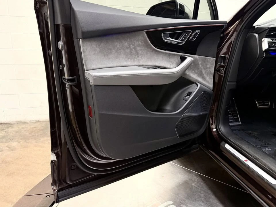 2022 Audi SQ7 - Image 12 of 20