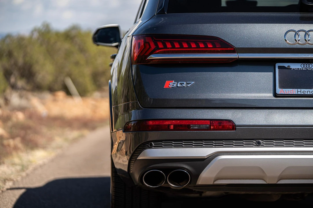 2022 Audi SQ7 - Image 16 of 31