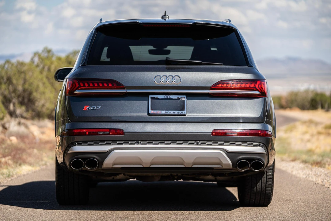 2022 Audi SQ7 - Image 5 of 31