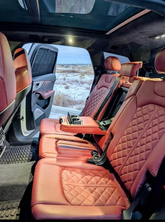 2022 Audi SQ7 - Image 7 of 8
