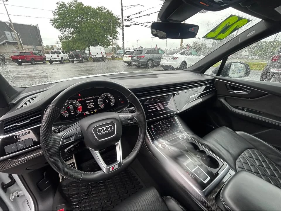 2022 Audi SQ7 - Image 6 of 10