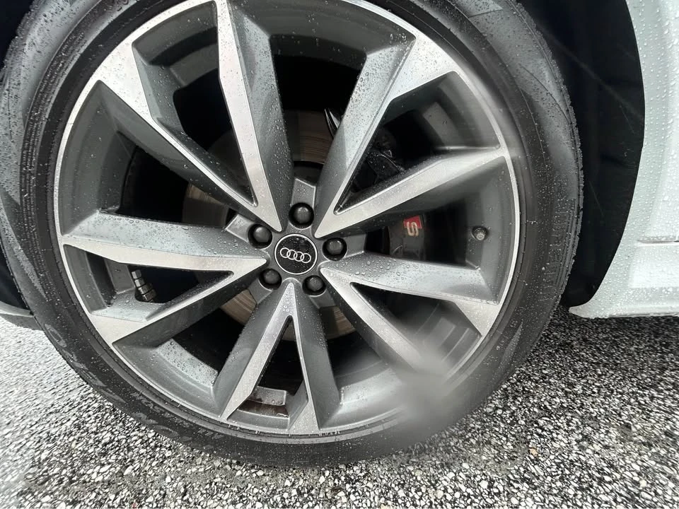 2022 Audi SQ7 - Image 5 of 10