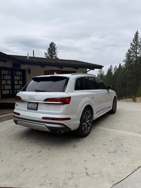 2022 Audi SQ7 - Image 6 of 7