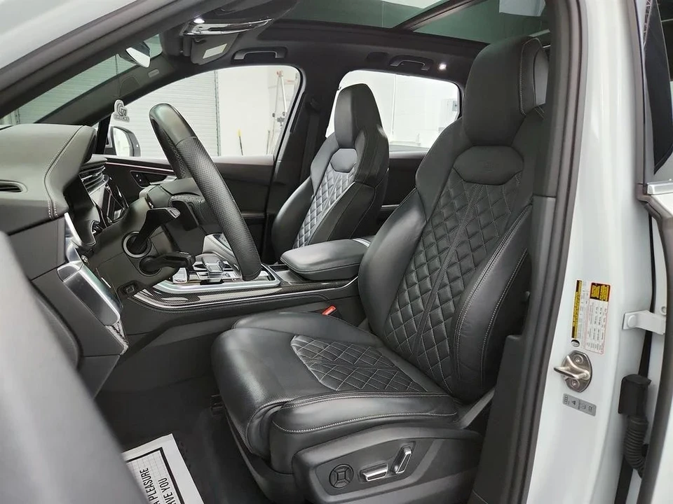 2022 Audi SQ7 - Image 14 of 21