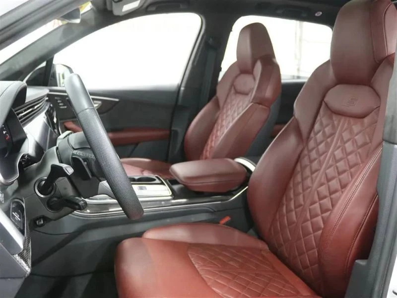 2022 Audi SQ7 - Image 9 of 12