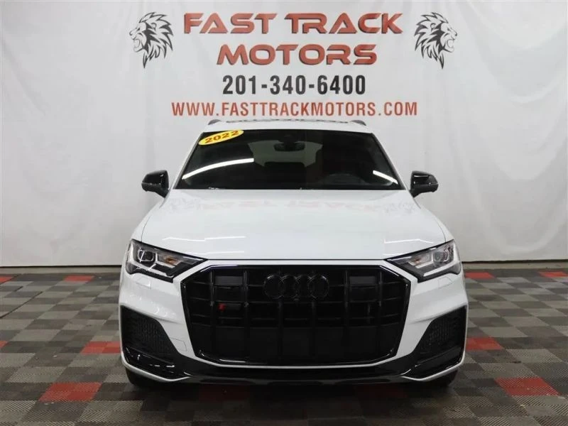 2022 Audi SQ7 - Image 2 of 12