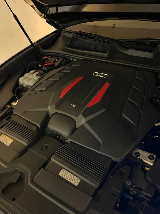 2022 Audi SQ8 - Image 12 of 13