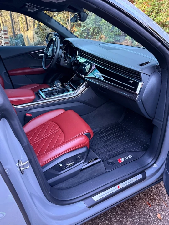 2022 Audi SQ8 - Image 10 of 21