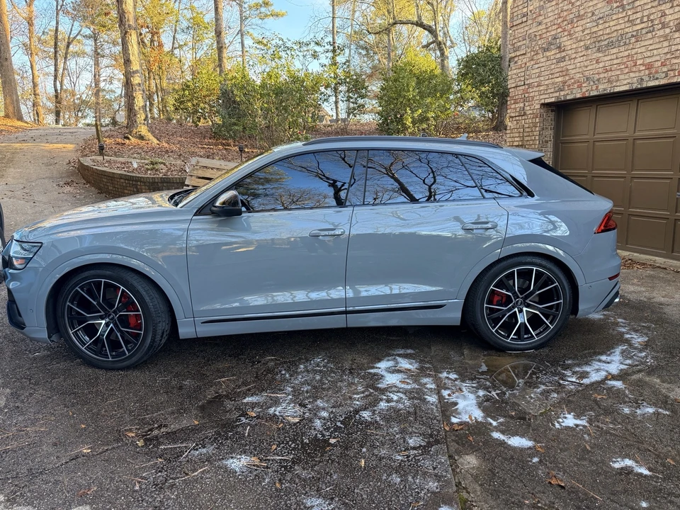 2022 Audi SQ8 - Image 2 of 21